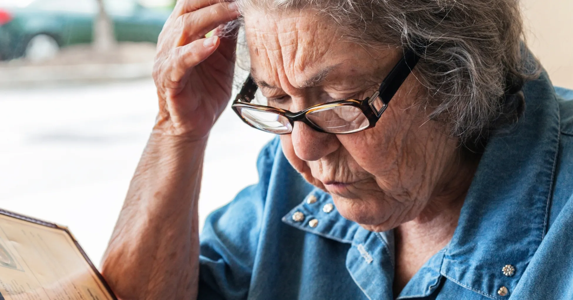 Top 5 Benefits of In-Home Care for Elderly with Dementia