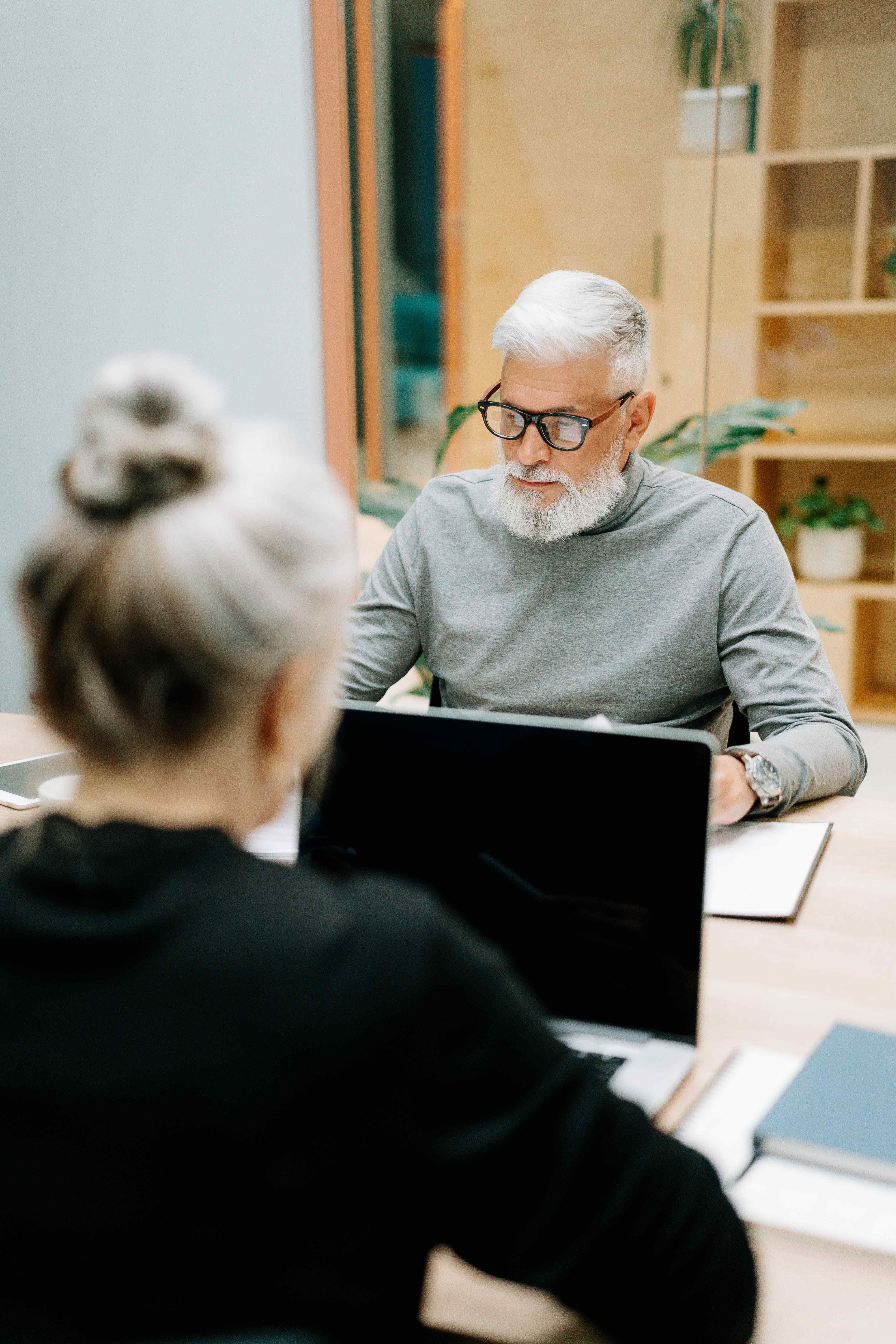 Senior Living Jobs: Opportunities for a Fulfilling Career