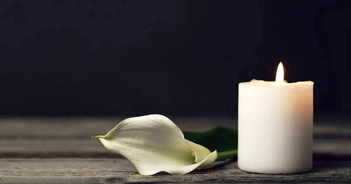 The Complete Guide to Sympathy Card Etiquette