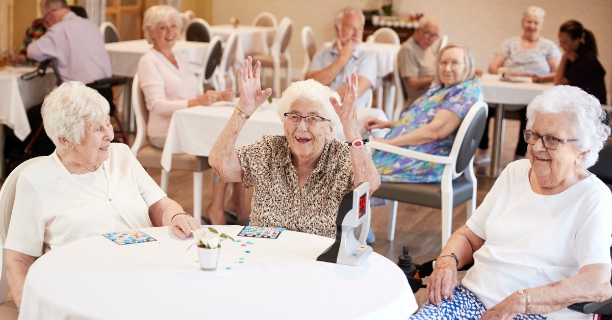How Many Seniors Live in Retirement Communities?